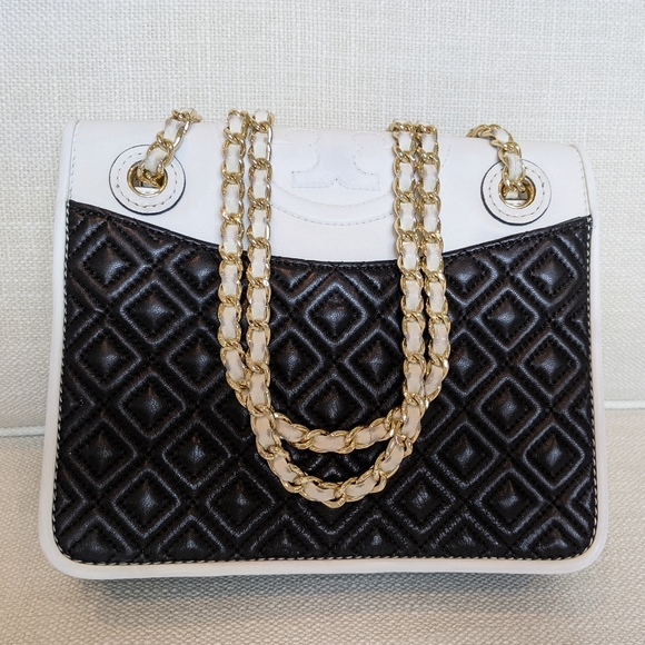 Tory Burch Handbags - ✨💎Tory Burch💎✨ Fleming Adjustable Shoulder Bag
